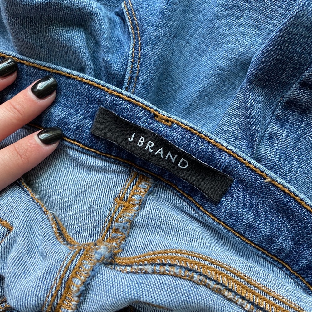Skinny Jean - Picture 5 of 5